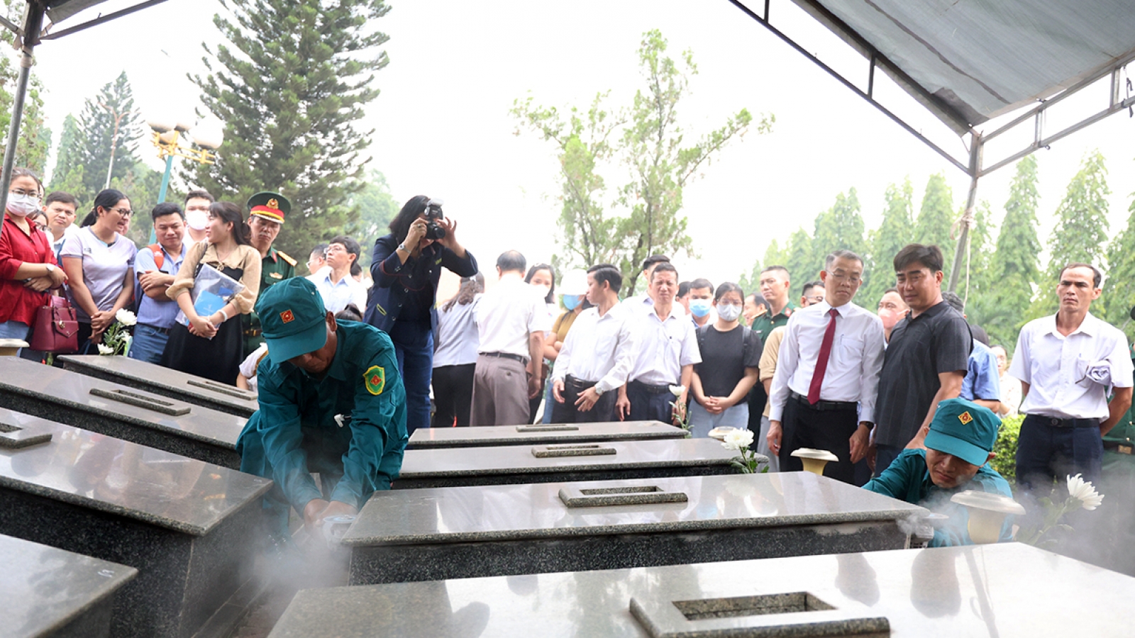 Dong Nai to collect DNA samples from unidentified war martyrs’ graves